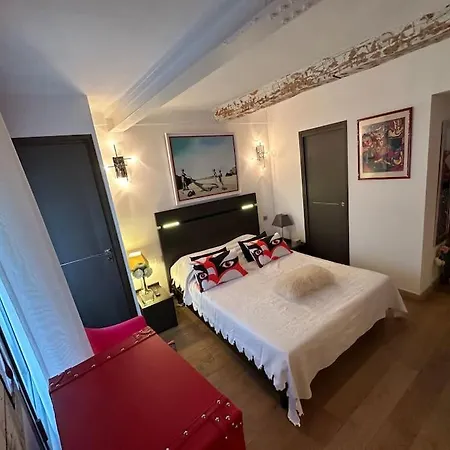 Vieux Port Splendide Vue Apartmán *
